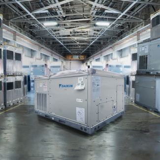 Daikin 5 Ton 140,000 BTU 13.4 SEER2 Gas/Electric Commercial Packaged Unit - 208/230V 3 Phase - R32
