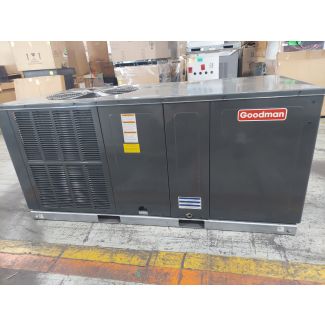 Goodman 2 Ton 13.4 SEER2 Package Heat Pump Unit - Scratch & Dent – Moderate Damage - GPHH32431-PU00115