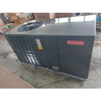 Goodman 3.5 Ton 13.4 SEER2 Package Air Conditioner Unit – Scratch & Dent – Minimal Damage - GPCH34231-PU00110