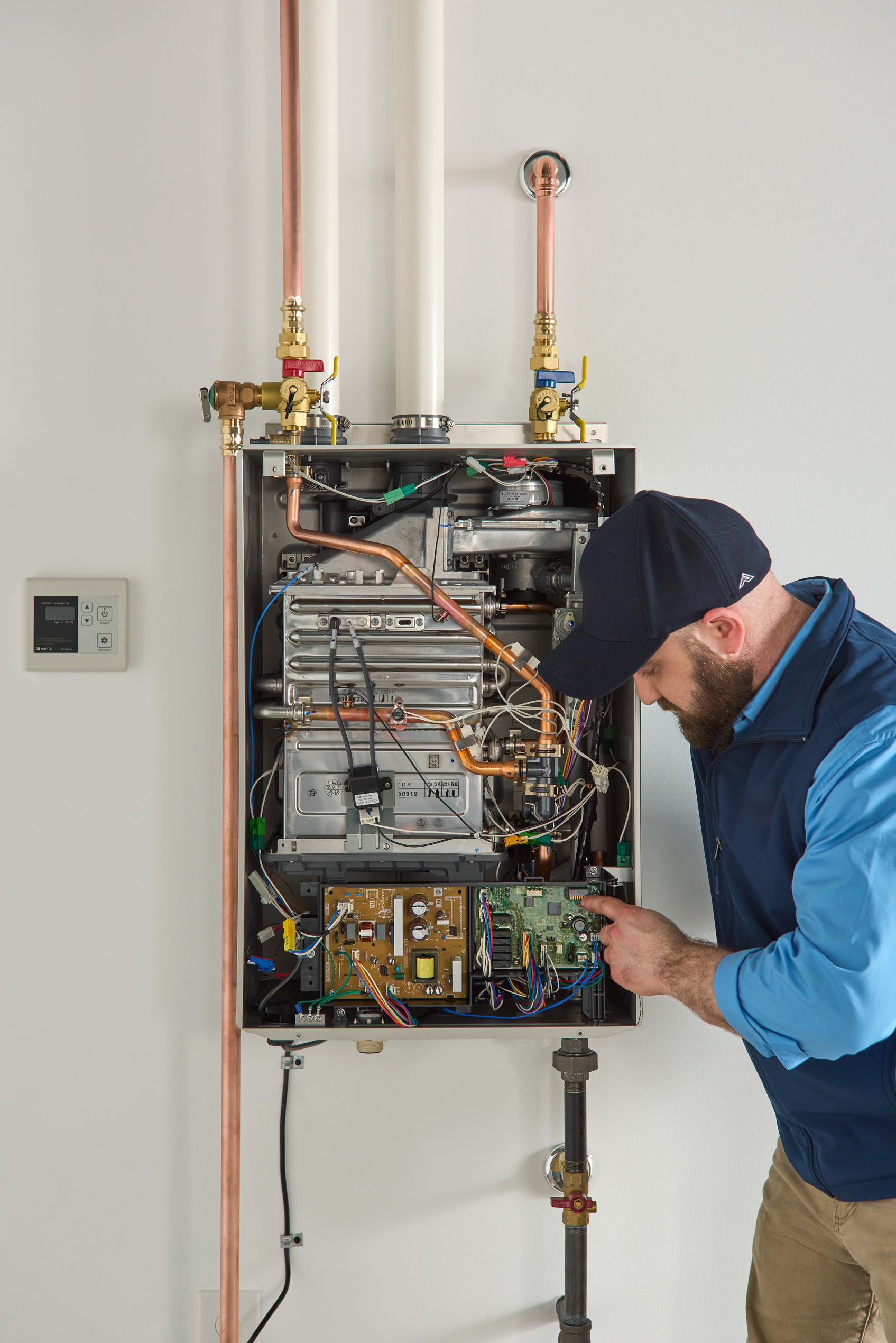 給湯器 Noritz EZ Series Pro 11.1 GPM 199,900 BTU Residential Indoor