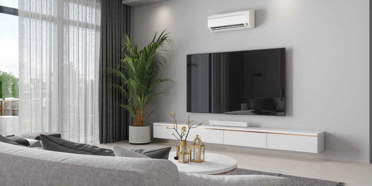 How Many Square Feet Can a Mini Split Cool? - Wall Mounted Mini Split in a Room How Many Square Feet Can a Mini Split Cool?